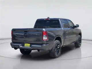 Ram 1500 2020 4x4 Big Horn Cabina Crew de 4 puertas pickup con caja de carga de 5.6 pies