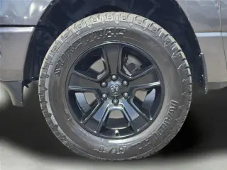Ram 1500 2020 4x4 Big Horn Cabina Crew de 4 puertas pickup con caja de carga de 5.6 pies