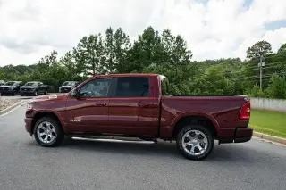 Ram 1500 2025 4x4 Lone Star 4p Cabina de Tripulacion 5.6 ft. SP Camioneta