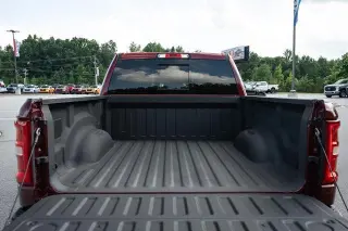 Ram 1500 2025 4x4 Lone Star 4p Cabina de Tripulacion 5.6 ft. SP Camioneta