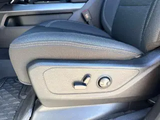 Ram 1500 2025 4x4 Big Horn cabina Dual Cab de 4 puertas, carrocería corta de 5.6 pies