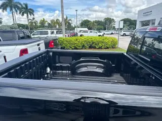 Ram 1500 2026 4x4 Lone Star 4dr Crew Cab 5.6 ft. CB Camión