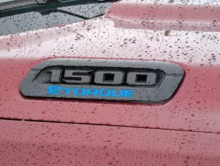 Ram 1500 2025 4x2 Tradesman 4dr Cabina Cuadrada Cuádruple Quad 6.4 pies PT Camioneta