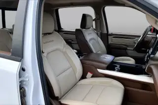 Ram 1500 2019 4x4 Laramie 4dr Crew Cab 5.6 ft. SB Pickup