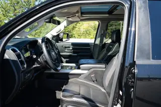 Ram 1500 2022 4x2 Laramie 4p Crew Cab 6.4 ft. SB Pickup