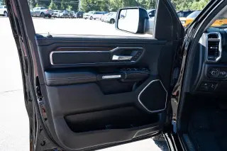Ram 1500 2022 4x2 Laramie 4p Crew Cab 6.4 ft. SB Pickup