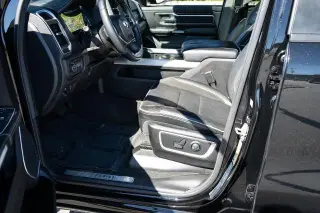 Ram 1500 2022 4x2 Laramie 4p Crew Cab 6.4 ft. SB Pickup