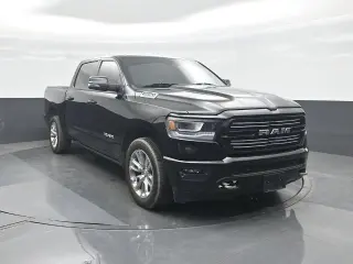 Ram 1500 2023 4x2 Laramie 4p Cab Camioneta de tripulación 5.6 ft. SB