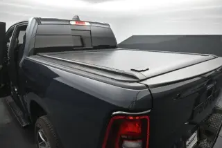 Ram 1500 2026 4x2 Tradesman 4p Cab de tripulación 5.6 ft. SB Camioneta