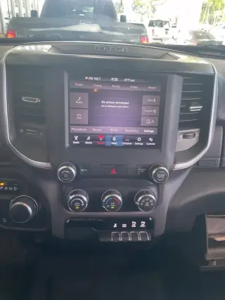 Ram 1500 2019 4x2 Big Horn 4dr Crew Cab 5.6 ft. SB Pickup