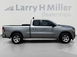 Ram 1500 2022 4x2 Big Horn 4dr Quad Cab 6.4 ft. SB Camión