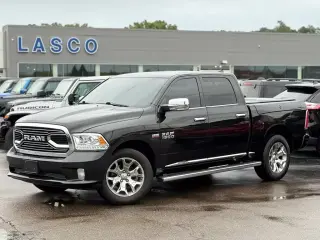 Ram 1500 2016 4x4 Laramie Limited 4dr Crew Cab 5.5 ft. SB Pickup