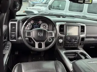 Ram 1500 2016 4x4 Laramie Limited 4dr Crew Cab 5.5 ft. SB Pickup