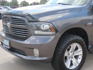 Ram 1500 2016 4x2 Deportivo 4dr Crew Cab 5.5 ft. SB Pickup