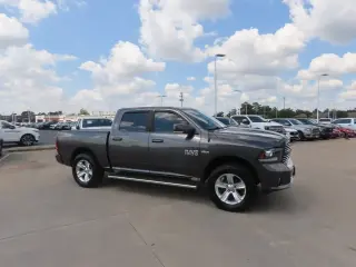 Ram 1500 2016 4x2 Deportivo 4dr Crew Cab 5.5 ft. SB Pickup