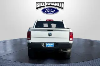 Ram 1500 Classic 2023 4x2 Tradesman 4p Quad Cab 6.3 ft. CB Pickup