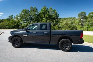 Ram 1500 2015 4x2 Express 4p Cuadro Cab 6.3 ft. CB Camioneta de carga
