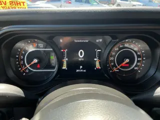 Jeep Gladiator 2025 4x4 Mojave 4p Cab de tripulación 5.0 ft. SB