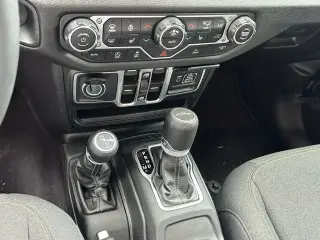 Jeep Gladiator 2025 4x4 Sport 4dr Crew Cab 5.0 ft. SB