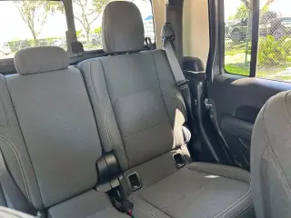 Jeep Gladiator 2025 4x4 Sport 4p. Cabina Tripla 5.0 ft. CB