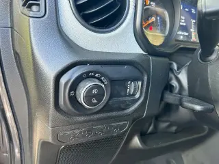 Jeep Gladiator 2025 4x4 Sport 4p. Cabina Tripla 5.0 ft. CB