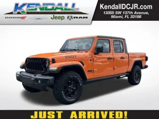 Jeep Gladiator 2025 4x4 Big Bear 4dr Crew Cab 5.0 ft. SB