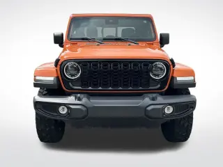 Jeep Gladiator 2025 4x4 Big Bear 4dr Crew Cab 5.0 ft. SB