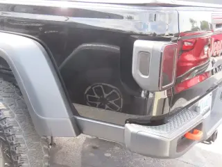 Jeep Gladiator 2022 4x4 Mojave 4dr Crew Cab 5.0 ft. SB