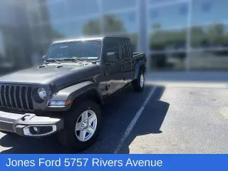Jeep Gladiator 2023 4x4 Sport 4dr Crew Cab 5.0 ft. SB