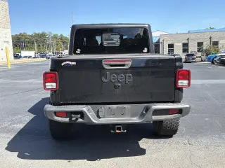 Jeep Gladiator 2022 4x4 Sport 4dr Crew Cab 5.0 ft. SB