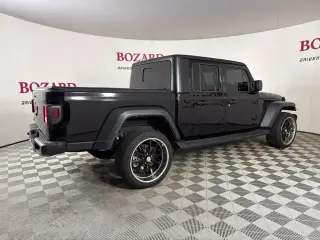 Jeep Gladiator 2024 4x4 Sport 4dr Crew Cab 5.0 ft. SB