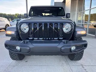Jeep Gladiator 2022 4x4 Sport 4dr Crew Cab 5.0 ft. SB