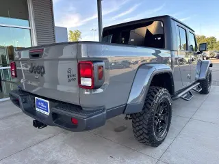 Jeep Gladiator 2022 4x4 Sport 4dr Crew Cab 5.0 ft. SB