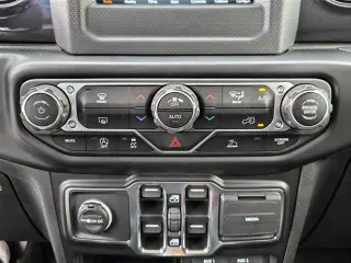 Jeep Gladiator 2022 4x4 Sport 4dr Crew Cab 5.0 ft. SB