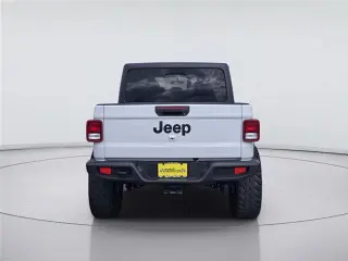 Jeep Gladiator 2022 4x4 Sport 4dr Crew Cab 5.0 ft. SB