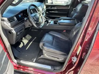 Jeep Grand Wagoneer 2023 4x4 Serie II 4p SUV
