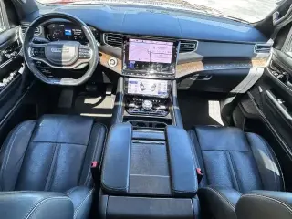 Jeep Grand Wagoneer 2023 4x4 Serie II 4p SUV