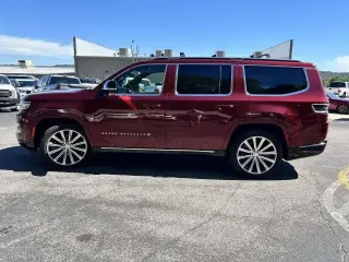 Jeep Grand Wagoneer 2023 4x4 Serie II 4p SUV