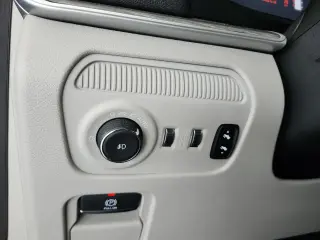 Jeep Wagoneer L 2024 4x2 Serie II 4p SUV