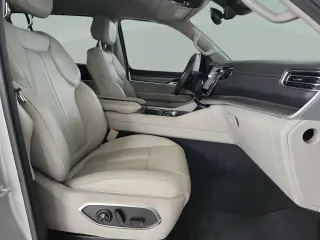 Jeep Wagoneer L 2024 4x2 Serie II 4p SUV