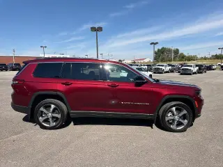 Jeep Grand Cherokee L 2025 4x4 Limited SUV de 4 puertas