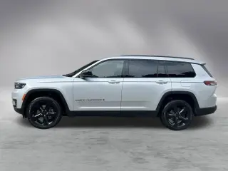 Jeep Grand Cherokee L 2025 4x2 Laredo 4dr SUV