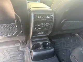 Jeep Grand Cherokee L 2025 4x2 Laredo 4p SUV