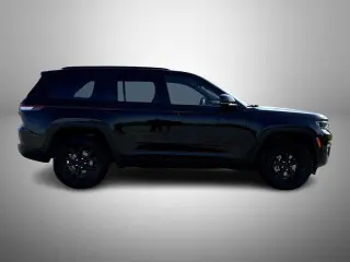 Jeep Grand Cherokee 2025 4x4 Laredo 4p SUV