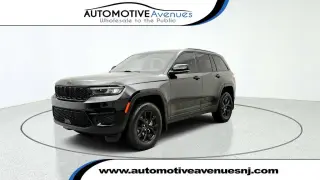 Jeep Grand Cherokee 2024 4x4 Laredo 4dr SUV