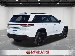 Jeep Grand Cherokee 2025 4x4 Laredo 4p SUV