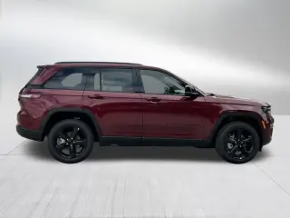 Jeep Grand Cherokee 2025 4x2 Limited 4dr SUV