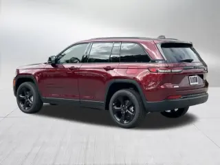 Jeep Grand Cherokee 2025 4x2 Limited 4dr SUV