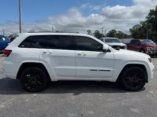 Jeep Grand Cherokee 2019 4x2 Laredo 4p SUV