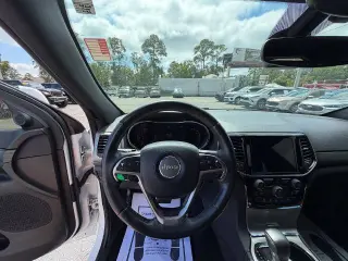Jeep Grand Cherokee 2019 4x2 Laredo 4p SUV